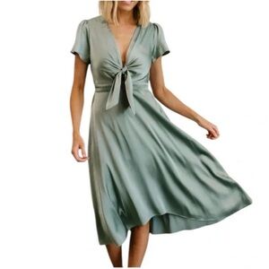 Baltic Born NWT Satin Poppy Green Bow Tie Midi Dress Size Small